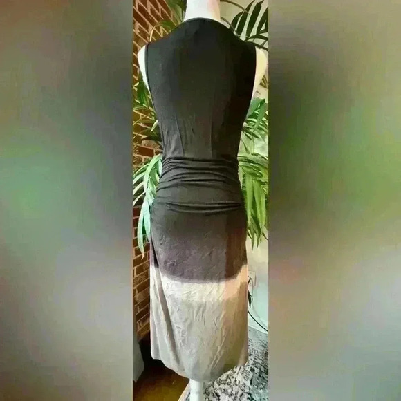 ATHLETA-Black and Gray Tie Dye Midi-Size M - Picture 8 of 8